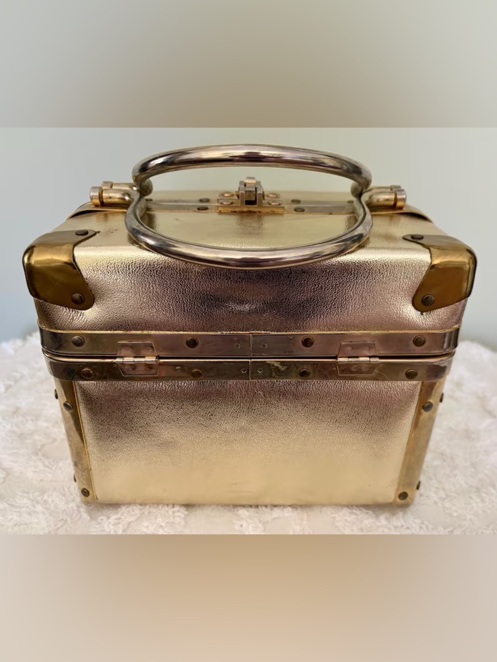 Vintage 1960s Delill Metallic Gold Train Case Box Bag – Made In Italy